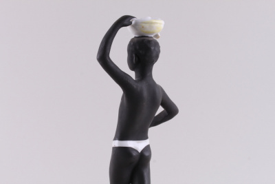 Статуэтка "Африка". СССР, Ленинградский фарфоровый завод, 1950-1960-е гг. Фарфор, роспись.