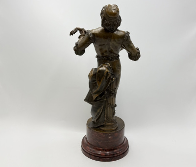 Скульптура Музыкант с мандолиной. Германия, 19 век, Gustav Heinrich Eberlein. Бронза.