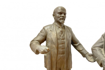 Скульптурная композиция «В. И. Ленин и М. И. Калинин». СССР, Б. В. Едунов, отливка 1950-1960-е гг. Бронза, литьё, патина.