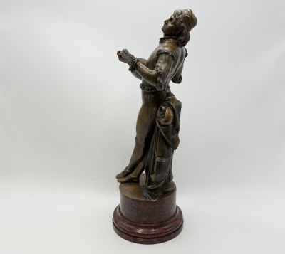 Скульптура Музыкант с мандолиной. Германия, 19 век, Gustav Heinrich Eberlein. Бронза.