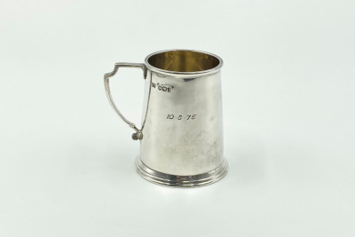 Кружка. Англия, Шеффилд, 1973 год. Серебро 925, золочение.