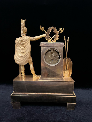 Каминные часы в стиле Ампир «Александр Македонский».  Франция, Париж, 1800-1820-е гг