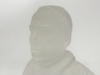 Скульптура "Папа Римский Пий IX".  Франция, фирма Baccarat, конец 19 века. Стекло.
