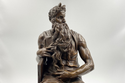 Скульптура «Моисей».  Франция, Париж, Микеланджело, Ф. Барбедьенн, 1860-е гг. Бронза, патина.